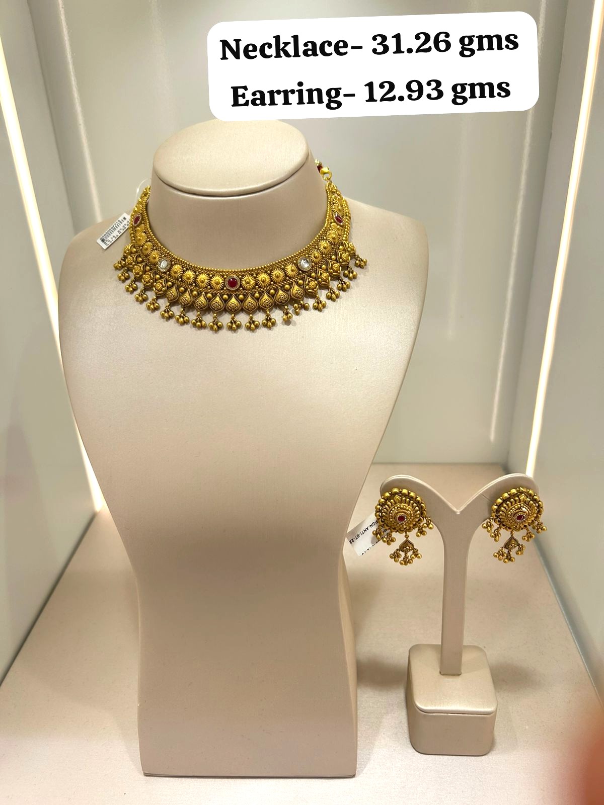 Necklace set