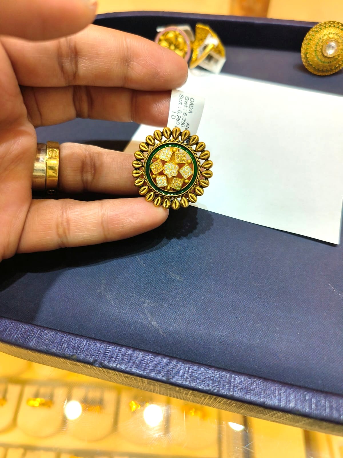 Finger Ring