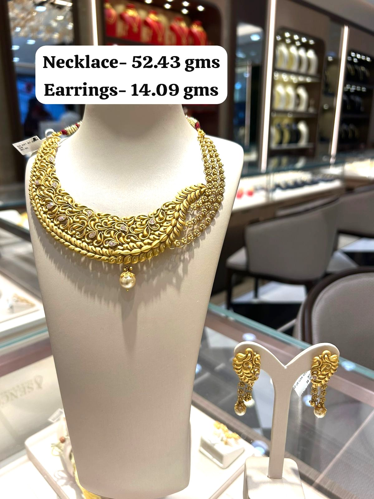 Necklace set
