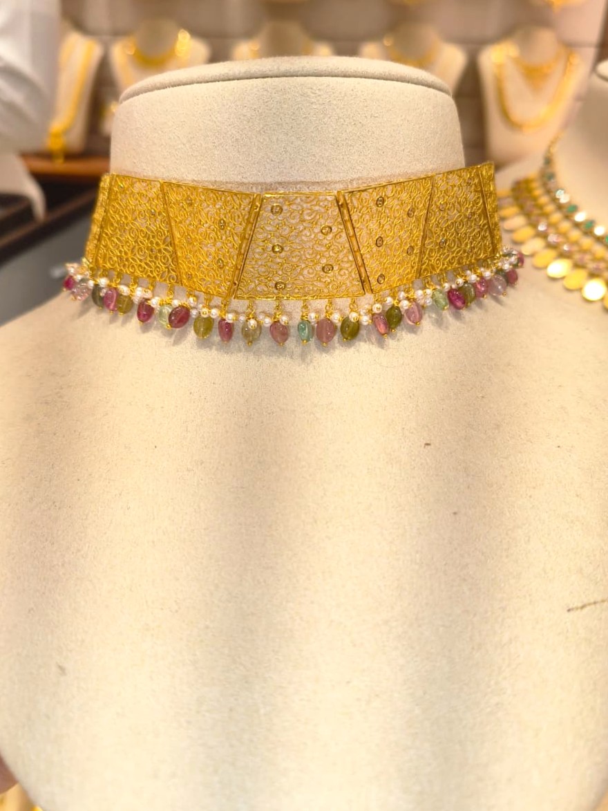 Neckpiece
